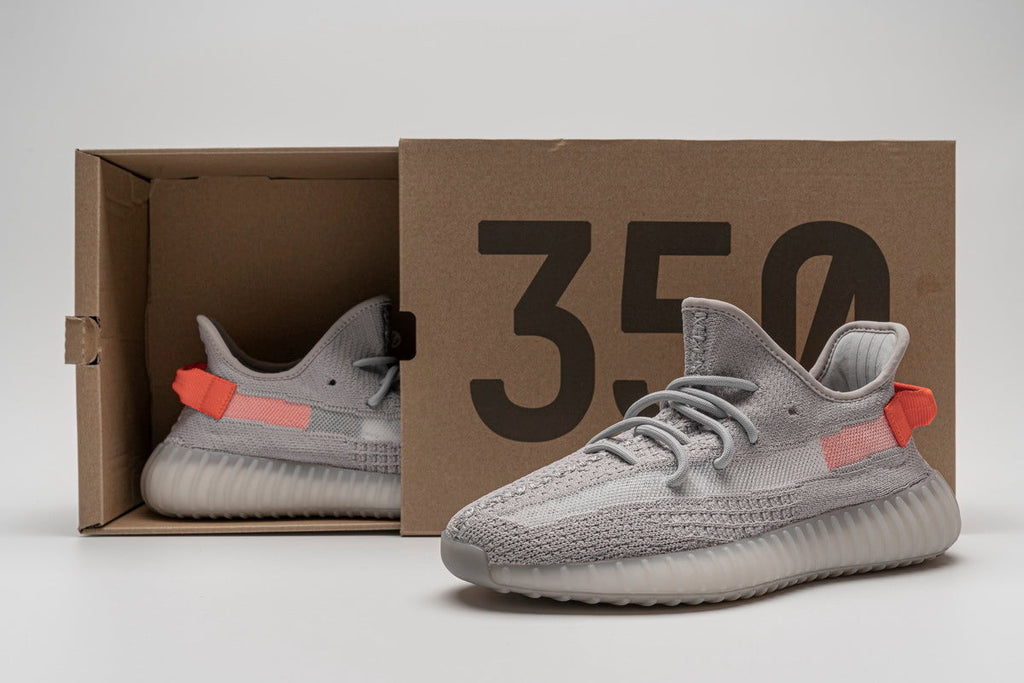 adidas Yeezy Boost 350 V2 Tail Light Reps Sneaker FX9017