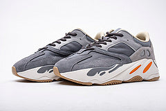 Adidas Yeezy Boost 700 Magnet Reps Sneakers FV9922