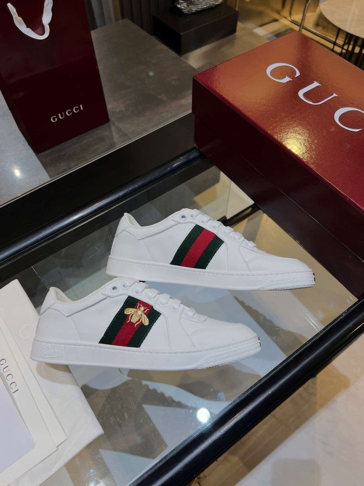 Gucci White Stripe Bee Low-Top Sneakers - White Rubber Sole
